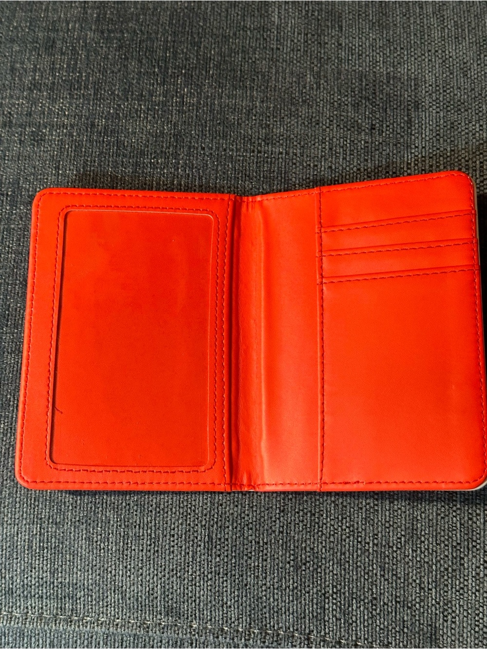 Disney Mickey & Minnie Passport Holder/Wallet - Picture 3 of 5